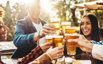 Alkoholfreie Getränke müssen den Alkoholgehalt von 0,5 Volumenprozent einhalten, um als solche deklariert werden zu können. (Foto: AdobeStock - Davide Angelini 570233392)