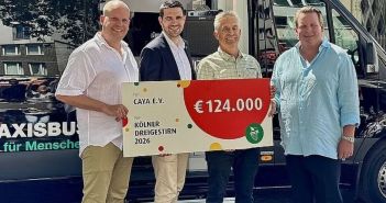 Kölner Dreigestirn spendet 124.000 Euro für CAYAs medizinische (Foto: Festkomitee Kölner Karneval)